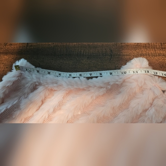 Christopher & Banks Women's Rabbit Fur Pink Poncho Shawl Sweater One Size EUC - Picture 9 of 14